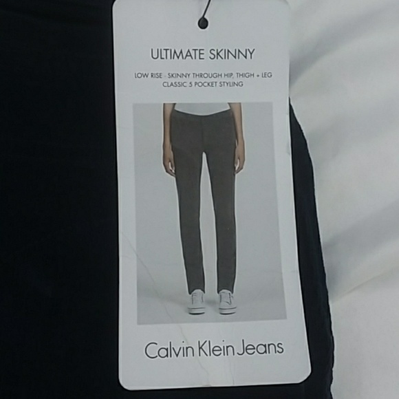 Calvin Klein women's ultimate skinny cordaroys - Picture 2 of 4